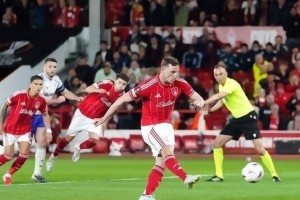 3-1！1-0！足坛疯狂一夜！英超狂欢，德甲绝境，西甲利好，欧冠名额之争一夜变天